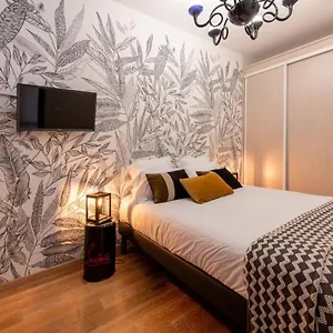 annecy-rent-lodge-dolomites.hotels-rhonealpes.com/